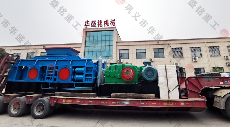 1200*1200出口印尼双齿辊破碎机